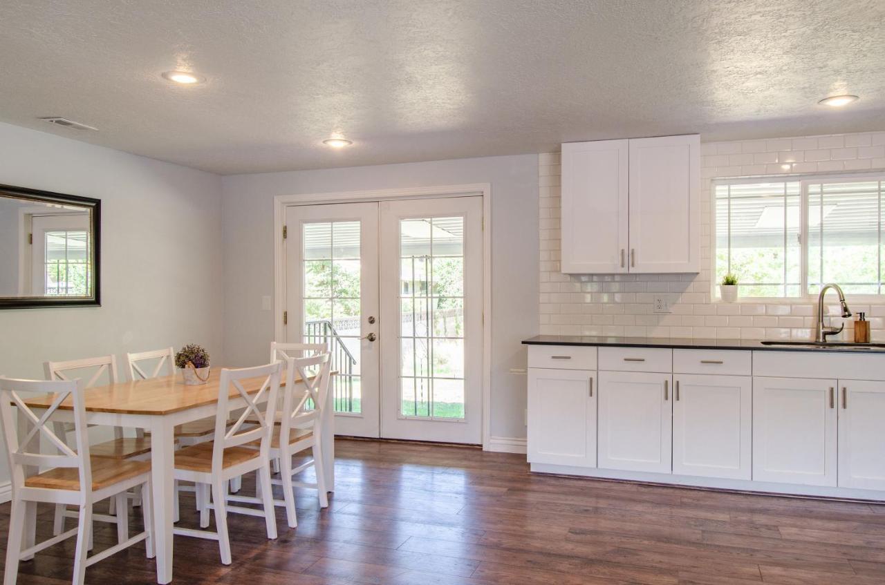 Never Stop Exploring- 3 Bedroom 2 Bath Home Of Duplex, Close To Zion, Bryce, And Brianhead ซีดาร์ซิตี ภายนอก รูปภาพ